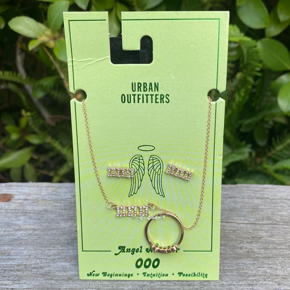 NWT New Urban Outfitters UO 000 Gold w/Rhinestone Angel Lucky Number Jewlery Set